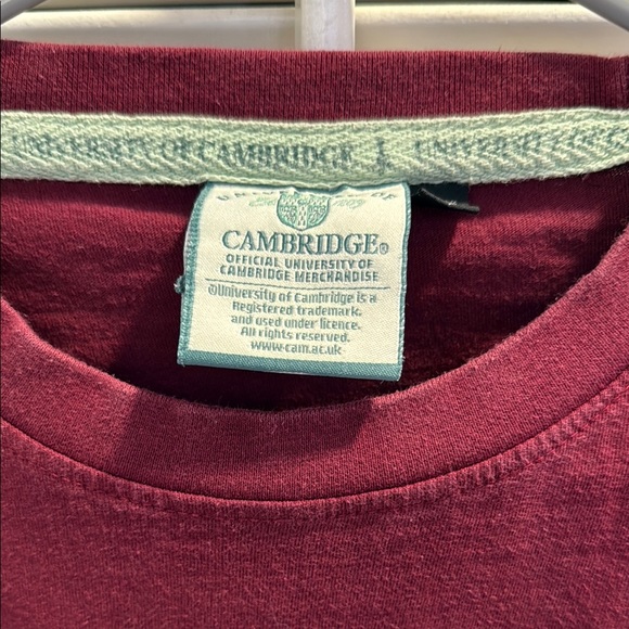 Cambridge University Maroon T-Shirt - Picture 2 of 5
